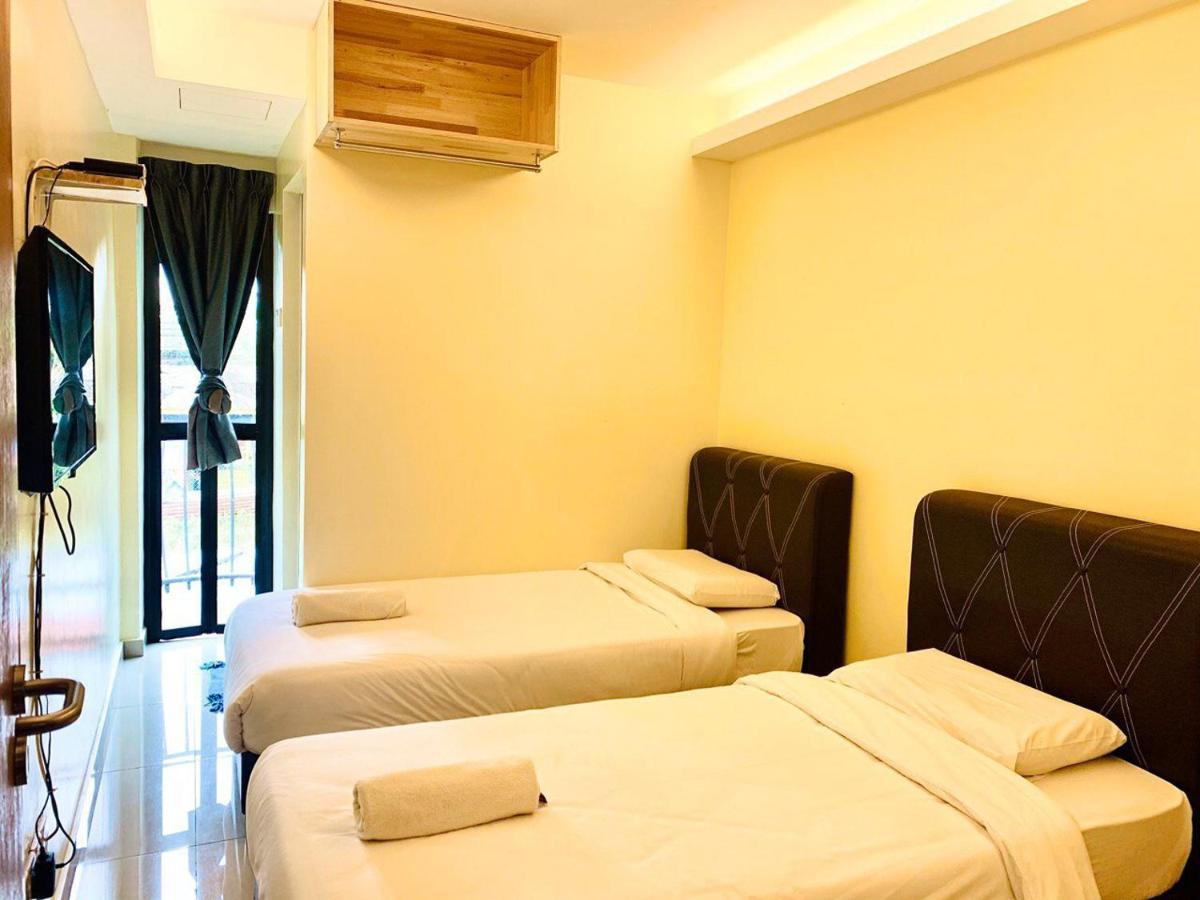 Adam Hotel Cameron Highlands Exterior photo